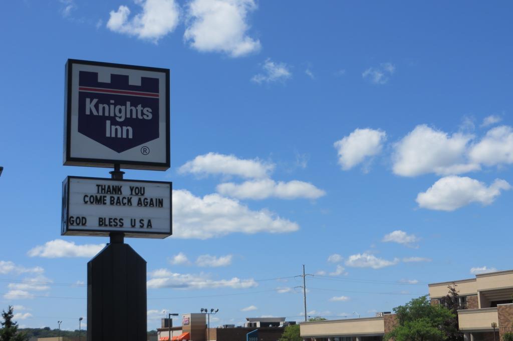 Knights Inn Canton Exteriör bild